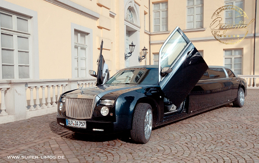 phantom-limousine-mieten-hochzeit-lambodoors-fluegeltueren